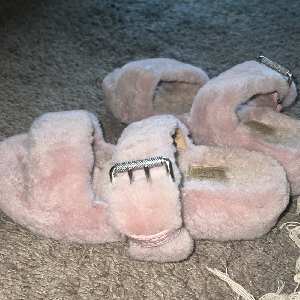 UGG Slides